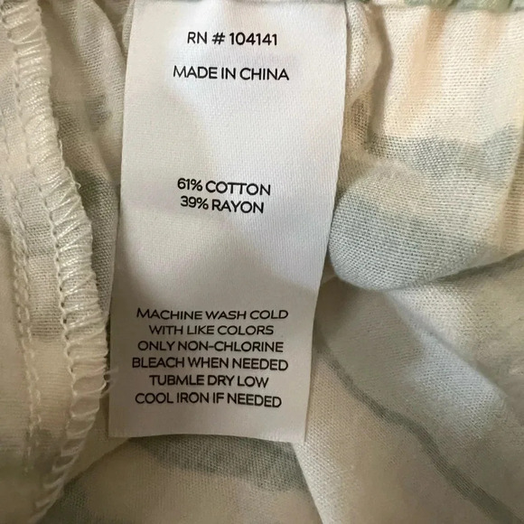 ALPINE Design shorts for Women, Color Jade Print, Size Small, NWT - Picture 6 of 6